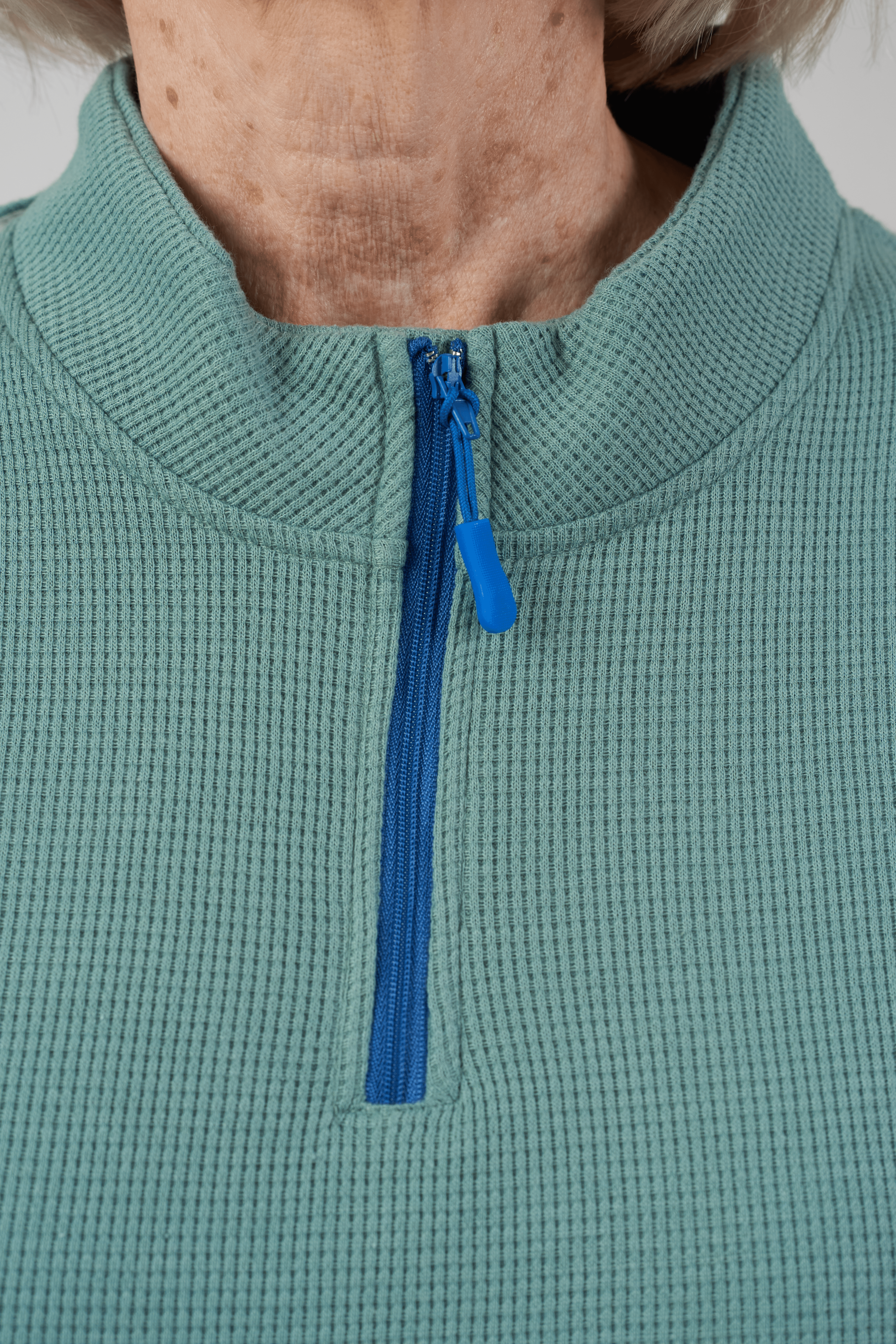 Adaptive Tracksuit - Daphne | Cedalon