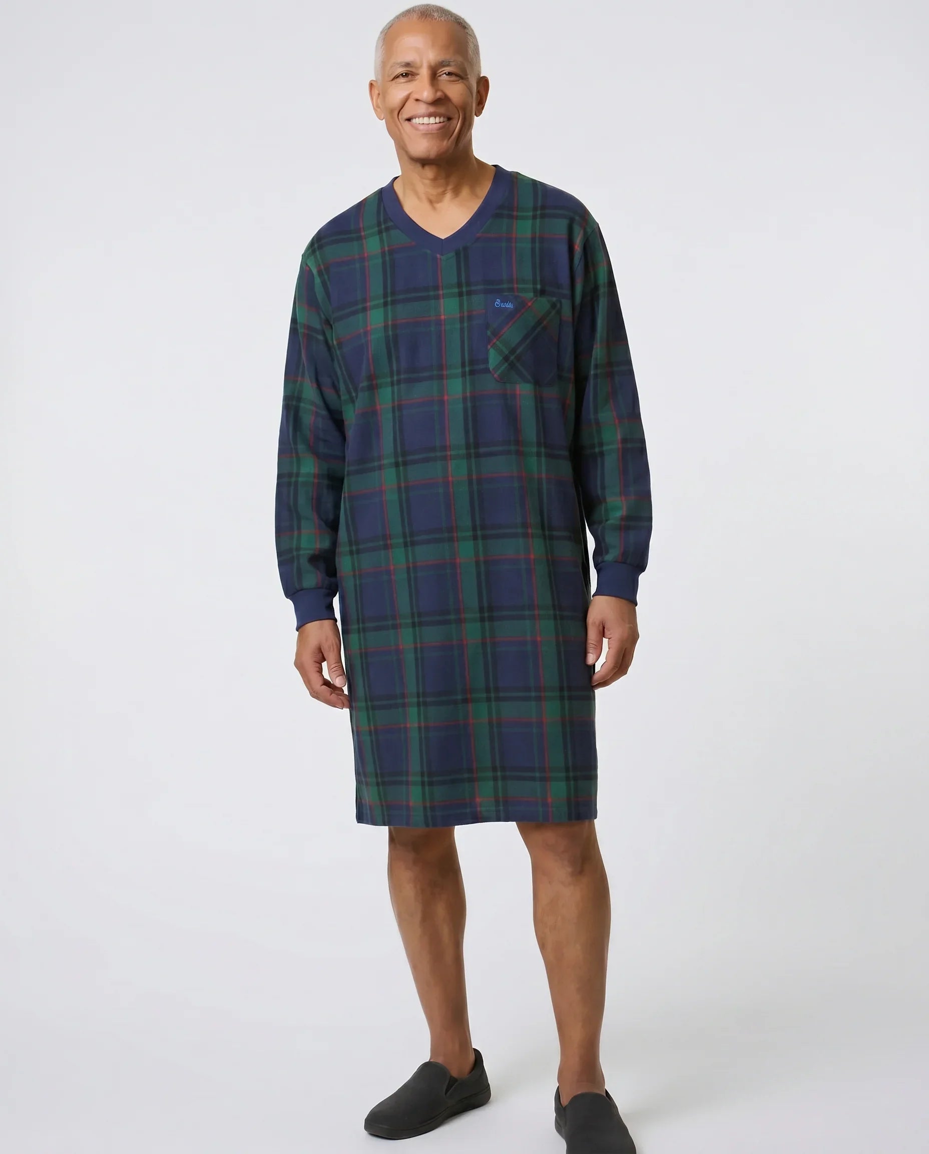 Senior man wearing Stewart Nightshirt in Tartan plaid, front view